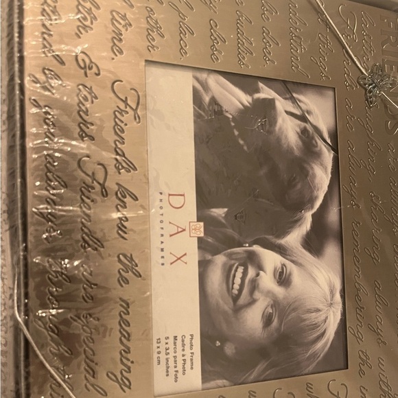✨ DAX Silver Metal Photo Frame - Friends Theme, 5x3.5. New in Box! - Picture 5 of 15